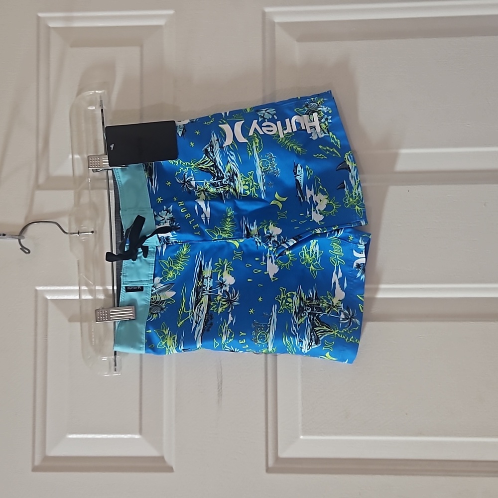 HURLEY SWIM TRUNKS/BOARD SHORTS: BLUE: NEW WITH TAGS: SIZE 4